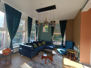 Ressel Mansion